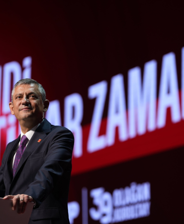 Özgür Özel'den 'mutlak butlan' çıkışı: Baskın seçimden kaçmayız, adayımız Ekrem İmamoğlu