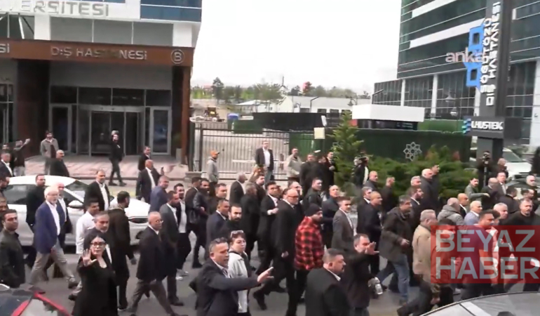 CHP Genel Merkezi önünde Kılıçdaroğlu ve Özel destekçileri arasında arbede!