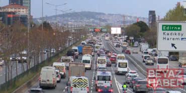İşe gitmek isteyen İstanbullular trafikle karşılaştı! Yoğunluk yüzde 60'ı aştı