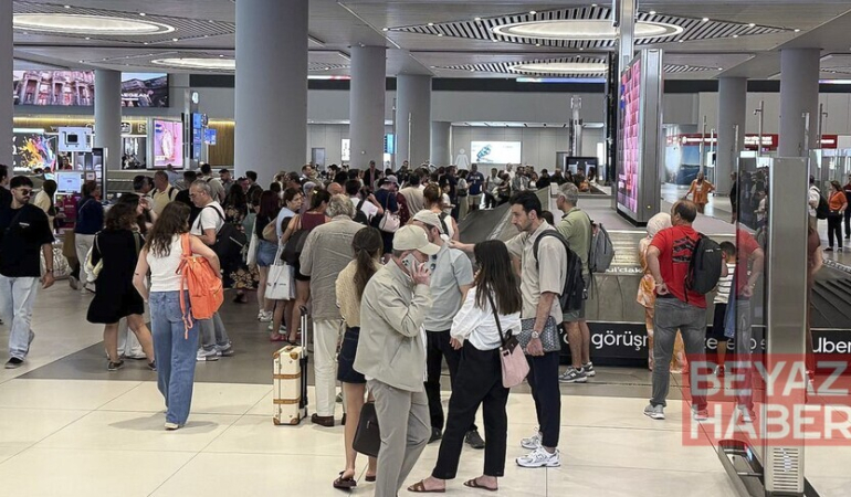 İstanbul Havalimanı'nda yarın günlük yolcu ve uçuş rekoru beklentisi