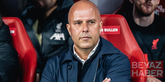 Liverpool'da teknik direktör Arne Slot ile yollar ayrıldı