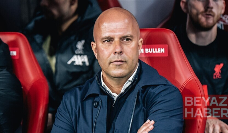 Liverpool'da teknik direktör Arne Slot ile yollar ayrıldı