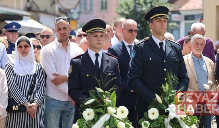 Bosna Savaşı'ndaki Kapiya Katliamı'nın 31. yılında kurbanlar anıldı