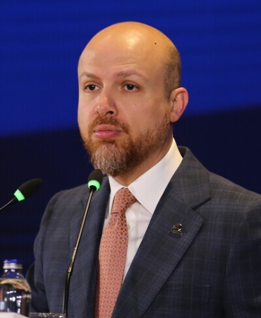Bilal Erdoğan: Dünyada yaşanan yozlaşmanın önüne geçmek isteyen başka bir millet yok