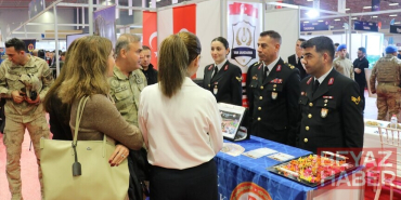 Van'da düzenlenen "Doğu Anadolu Kariyer Fuarı" yaklaşık 45 bin ziyaretçi ağırladı
