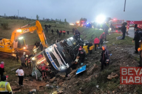 Malatya'da otobüsün şarampole devrilmesi sonucu 4 kişi öldü, 15 kişi yaralandı