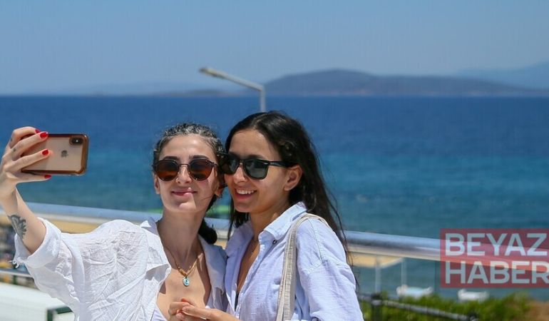 Sosyal medya paylaşımları turistin tatil tercihlerini etkiliyor