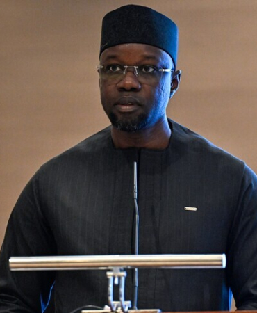 Senegal Cumhurbaşkanı Faye, Başbakan Sonko'yu görevden aldı