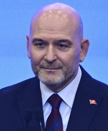 TBMM İçişleri Komisyonu Başkanı Soylu, CHP Genel Başkanı Özel'e açtığı manevi tazminat davasını kazandı