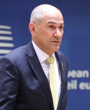 Slovenya'daki Meclis oylamasında Janez Jansa yeni başbakan seçildi