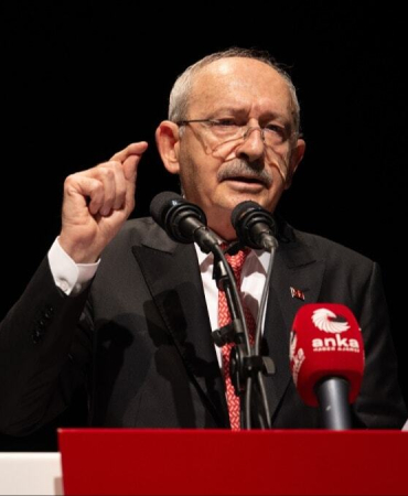 Kürsü ısrarı ters tepti! Kılıçdaroğlu'nu korkutan ihtimal