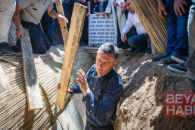 Dostluğun fotoğrafını çekti, düşmanlığın kurbanı oldu!