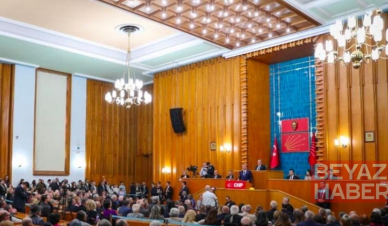 CHP'li 111 vekil de imza kampanyasına katıldı: Kılıçdaroğlu kurultay için köşeye sıkıştı