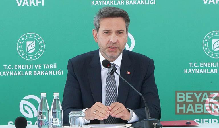Bakan Bayraktar: Sıfır emisyonlu ve karbon nötr emisyonlu ekonomi hedefimiz var