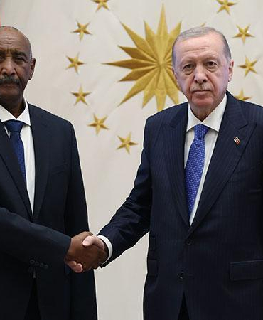 Cumhurbaşkanı Erdoğan, Sudan Egemenlik Konseyi Başkanı Burhan ile görüştü