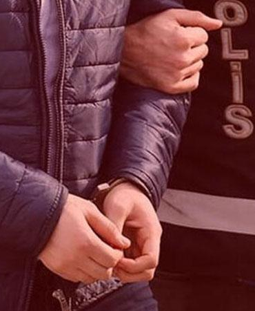 İnternetten kaçak maç yayını yapıp yasa dışı bahse teşvik eden şüpheli tutuklandı
