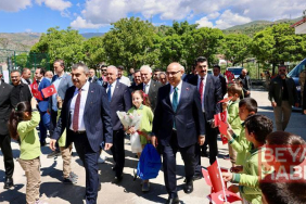 Bakan Tekin: Türkiye