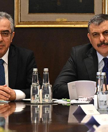 Bakan Çiftçi, Cumhurbaşkanlığı Hukuk Politikaları Kurulu Başkanvekili Uçum ile bir araya geldi