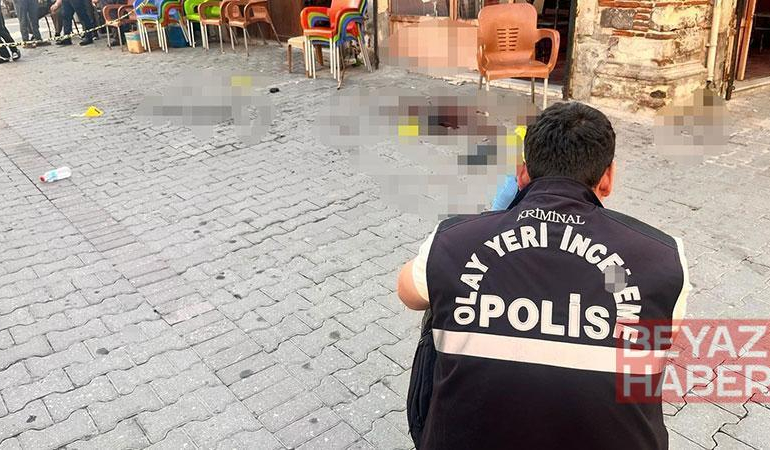 Manisa’da pompalı tüfekli saldırıda 2 kişi yaralandı; o anlar kamerada