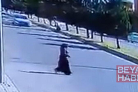 Şanlıurfa’da otomobilin, yayaya çarptığı kaza kamerada