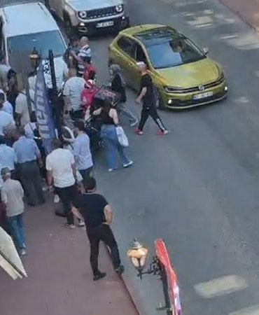 Motokuryenin 10 yaşındaki çocuğa çarptığı kaza kamerada
