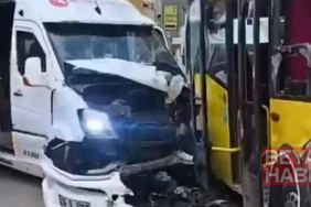 Bursa’da servis minibüsüyle özel halk otobüsü çarpıştı; 5 yaralı