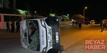 Eskişehir’de otomobilin çarptığı işçi servisi devrildi: 7 yaralı