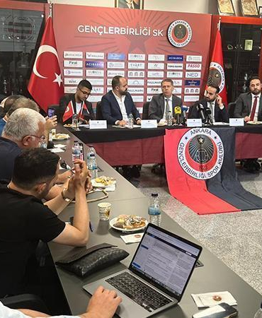 Gençlerbirliği Başkanı Çakmak: Kulübün toplam borcu ortalama 5 milyon euro