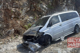 Bodrum’da otomobil ile minibüs çarpıştı: 6 yaralı