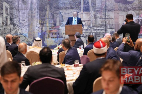 Dolmabahçe Sarayı