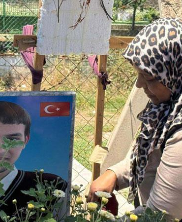 Reyhanlı saldırısı davasında karar çıktı, aileler gözyaşlarına boğuldu