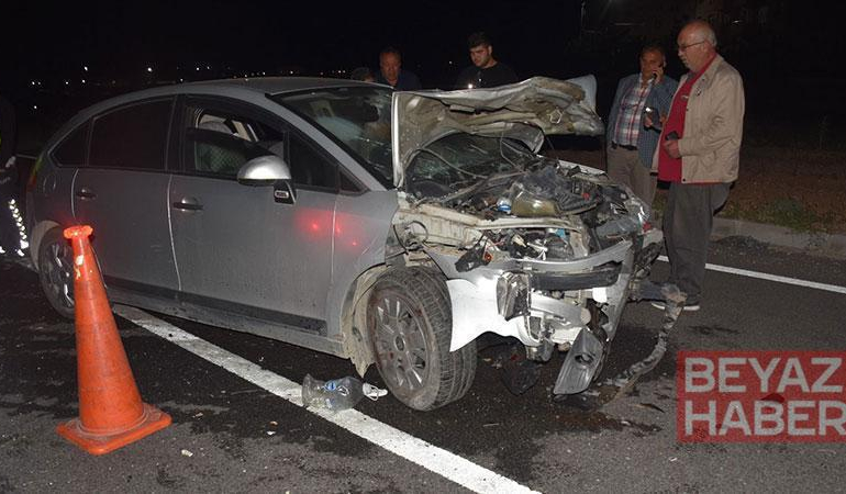 Kırıkkale’de otomobil, arıza yapan otomobile çarptı: 6 yaralı