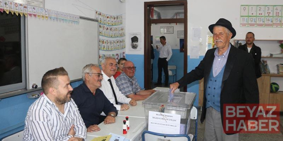 Nevşehir’in Mustafapaşa beldesinde oy kullanma işlemi başladı