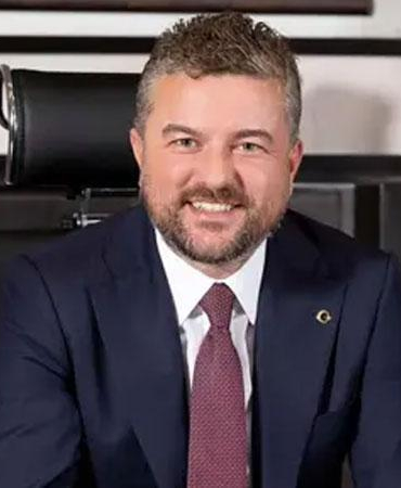 Buca Belediye Başkanı Görkem Duman, görevden uzaklaştırıldı