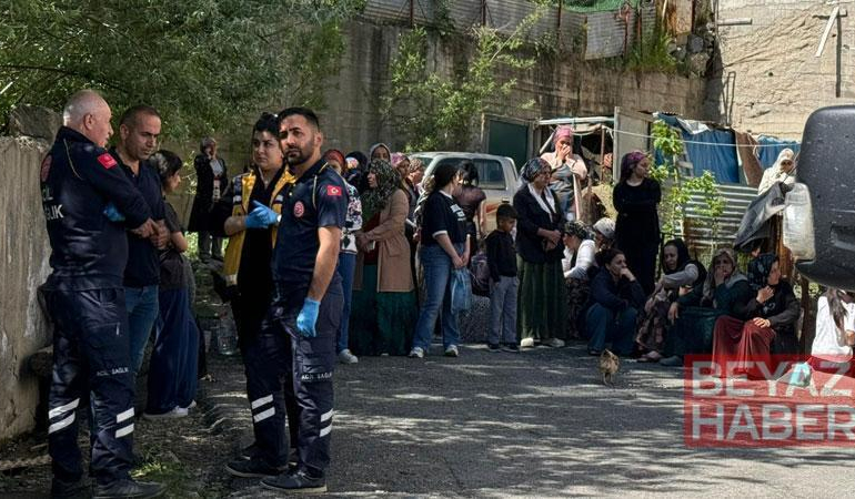 Yaşadığı binanın bodrum katında ölü bulundu, kayıp eşi aranıyor