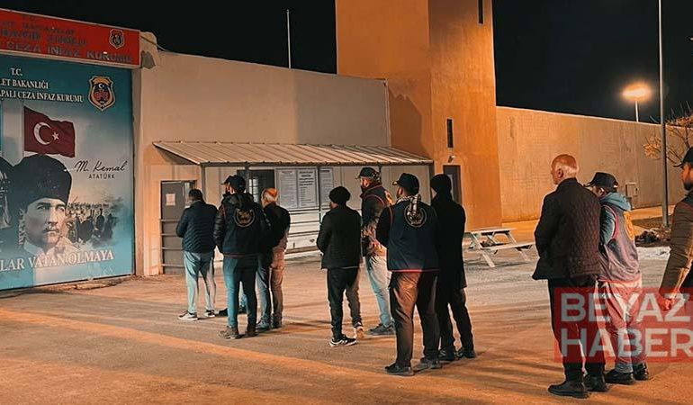 11 yıl önce işlenen cinayetin davasında 6 sanıktan 2’sine tahliye