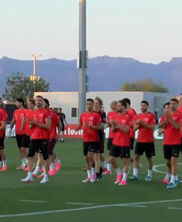 A Milli Futbol Takımı, taraftara açık antrenman gerçekleştirdi
