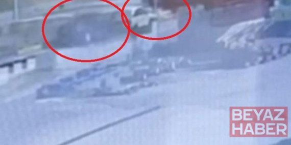 Kayseri’de iki otomobilin çarpıştığı kaza kamerada; 2 yaralı