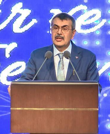 Bakan Tekin: İmam hatip okullarını uluslararası bir marka haline getireceğiz