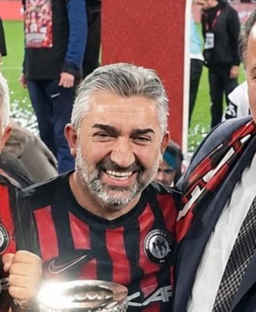 Milletvekili Oğuzhan Kaya: Çorum FK kulüp sahibine ‘Fahri Hemşehrilik Beratı’ verilmeli