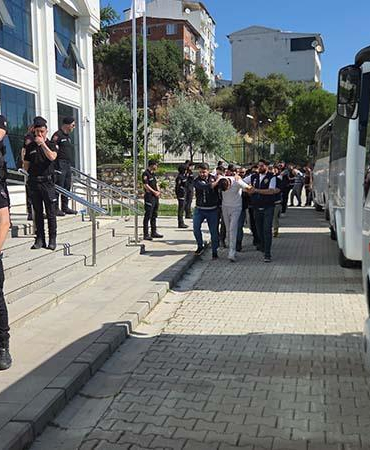 Bursa merkezli 4 ildeki uyuşturucu operasyonunda 29 şüpheli adliyede