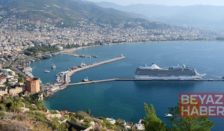 Ruslar konut için en çok Alanya