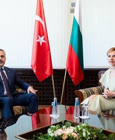 Bakan Fidan, Bulgar mevkidaşı Petrova-Chamova ile görüştü