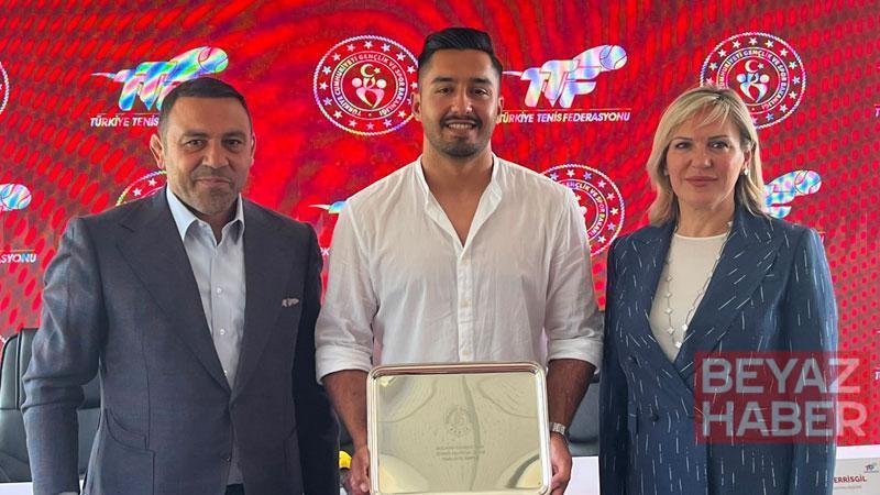 featured