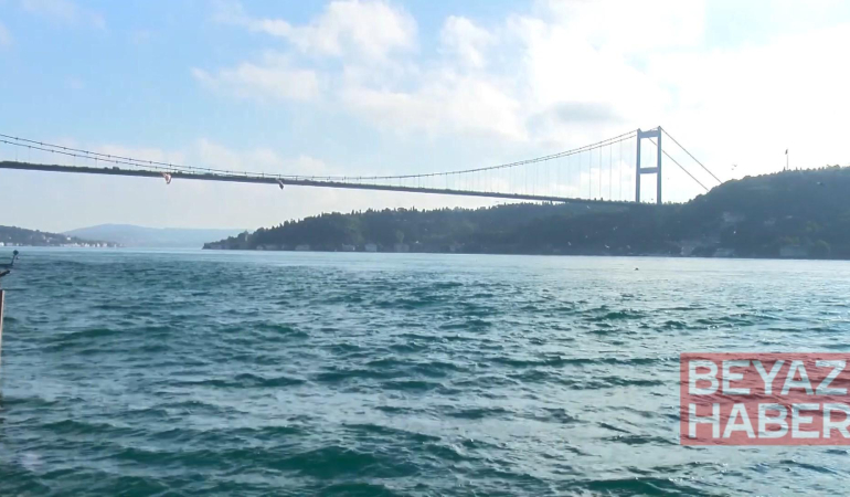İstanbul Boğazı transit gemi geçişine kapatıldı
