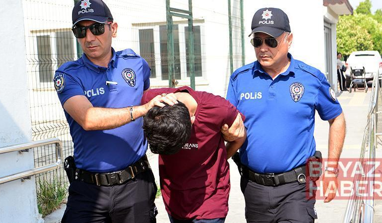 Dolmuşla duvara çarpan şoför, gece sevgilisiyle tartıştığı için uykusuz kalmış