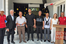 İskenderun’da öğrenciler, eski futbolcu ve teknik direktörlerle buluştu