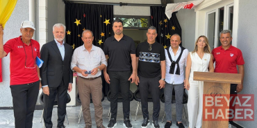 İskenderun’da öğrenciler, eski futbolcu ve teknik direktörlerle buluştu