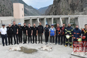 Artvin Barajı’nda tatbikat; türbinde mahsur kalan personel kurtarıldı