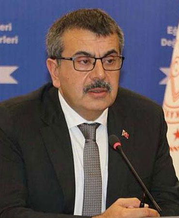 Bakan Tekin: Sınav saatlerinde okul çevrelerinde sessiz olmaya özen gösterelim